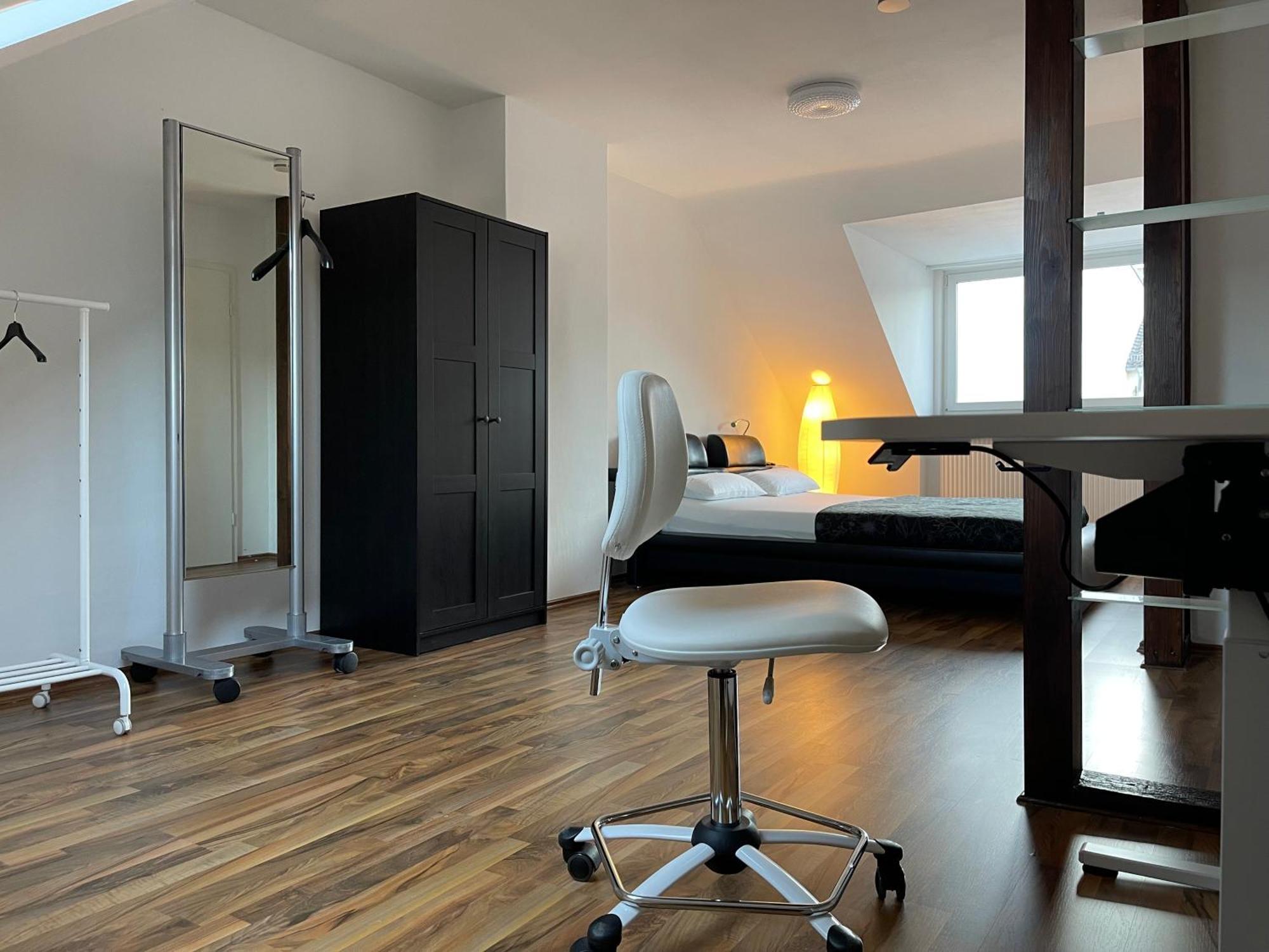 Appartement Geraeumige 3-zimmer-ferienwohnung Im Herzen Von