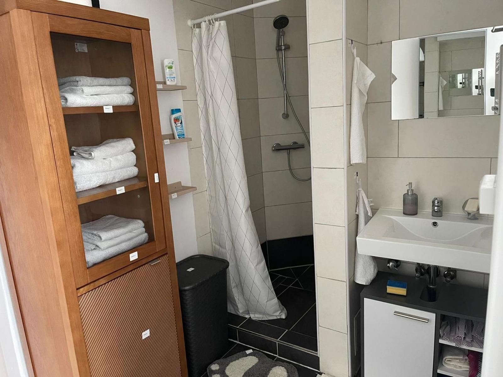 Geraeumige 3-zimmer-ferienwohnung Im Herzen Von Kassel