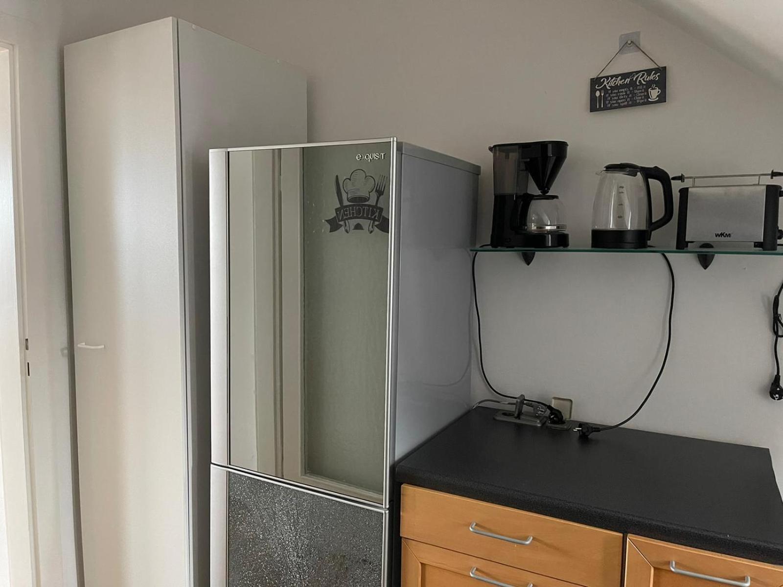 Appartement Geraeumige 3-zimmer-ferienwohnung Im Herzen Von Kassel