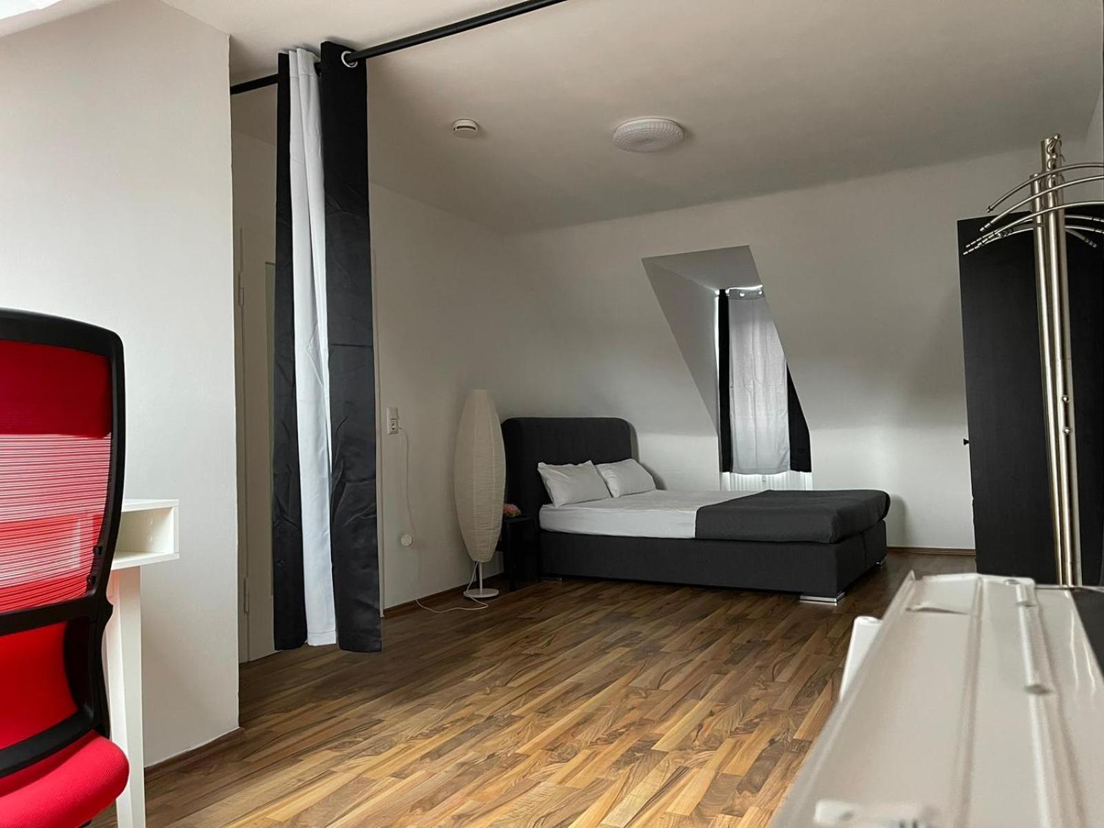 Geraeumige 3-zimmer-ferienwohnung Im Herzen Von * Kassel