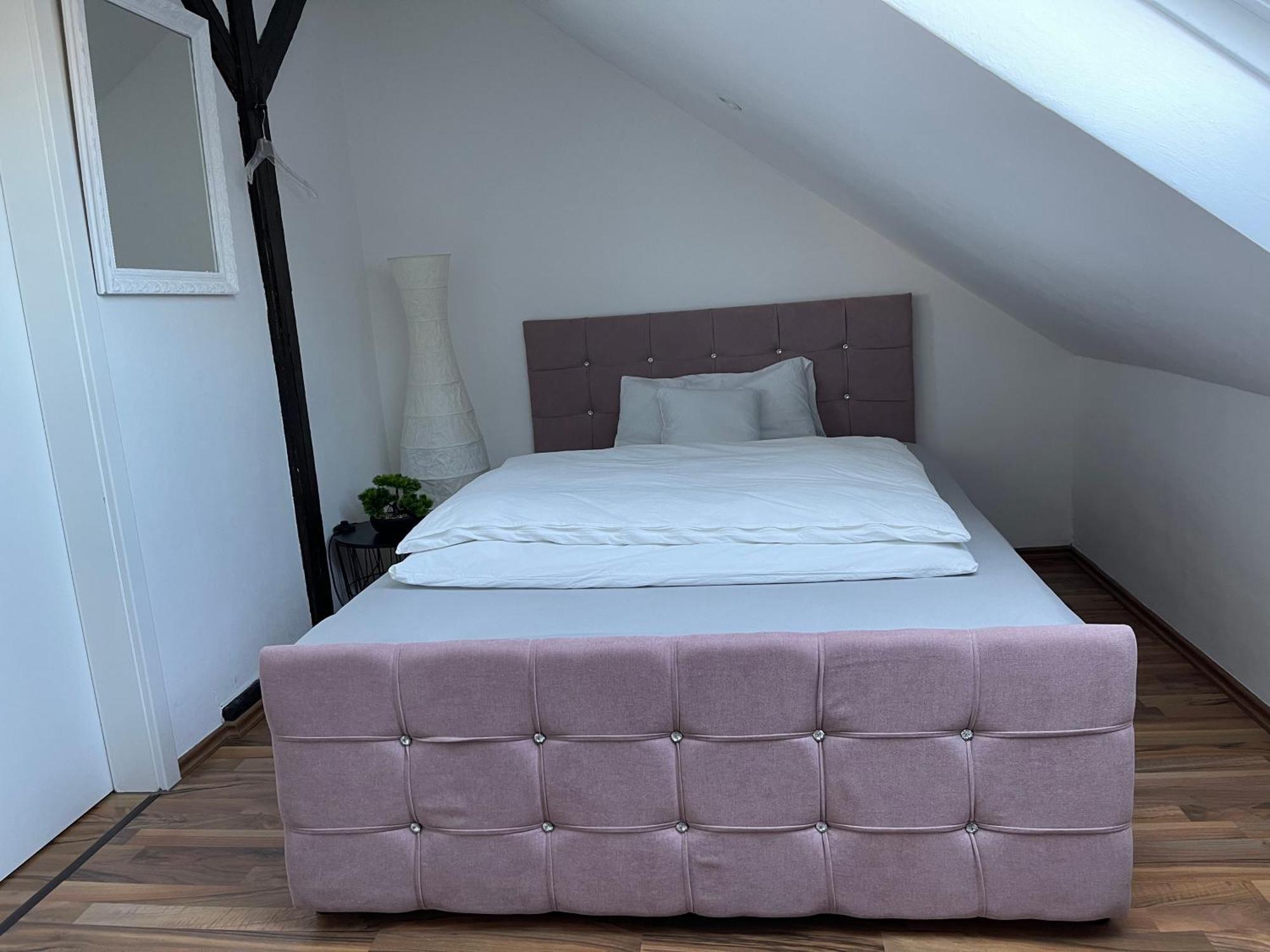 Geraeumige 3-zimmer-ferienwohnung Im Herzen Von Appartement