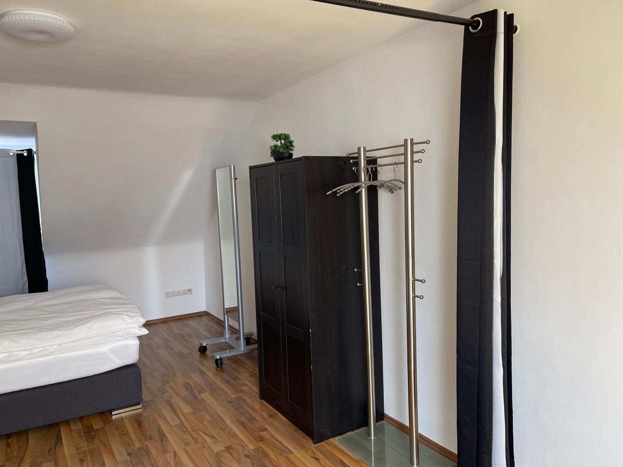 Geraeumige 3-zimmer-ferienwohnung Im Herzen Von * Kassel