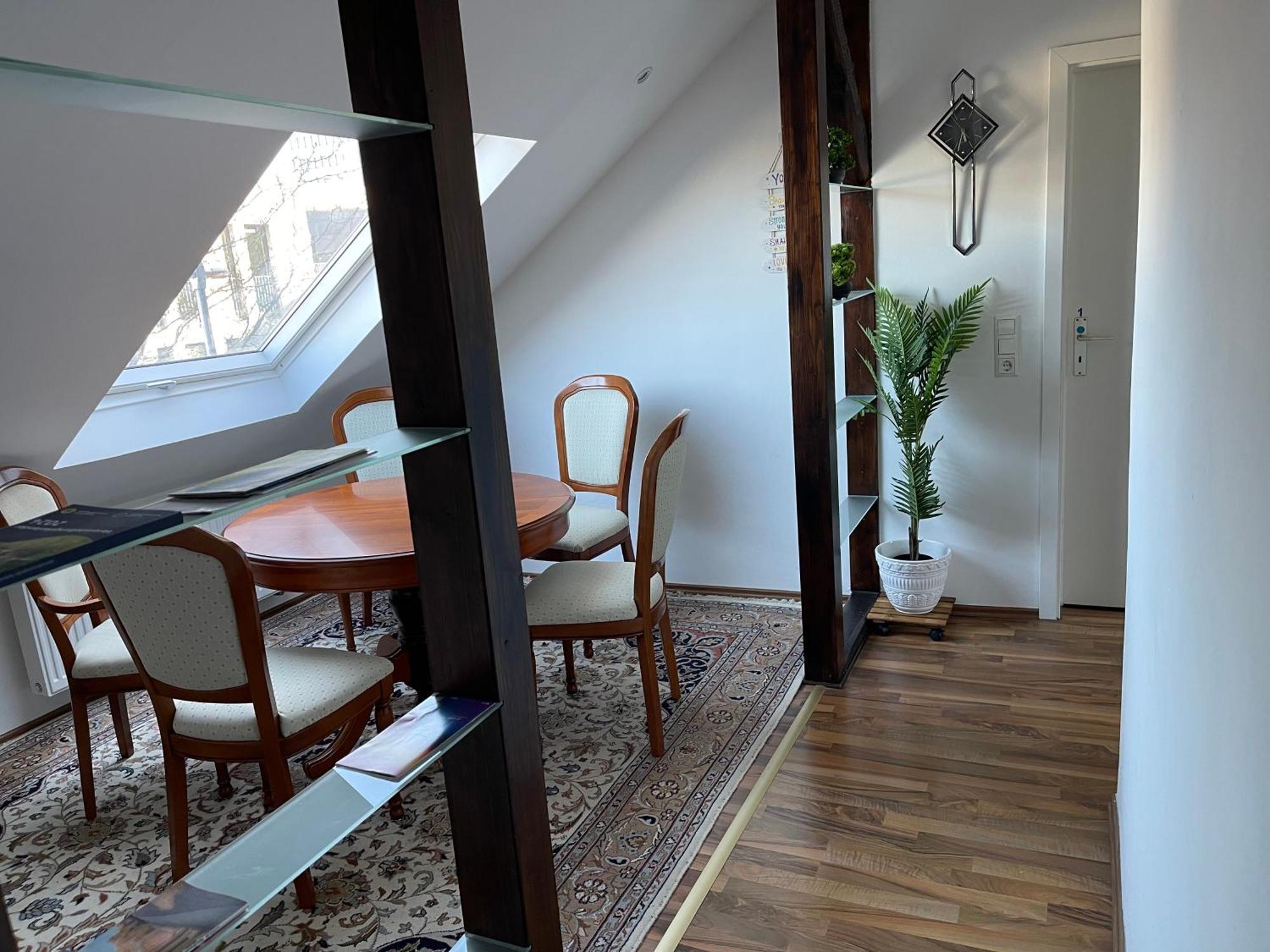 Geraeumige 3-zimmer-ferienwohnung Im Herzen Von
